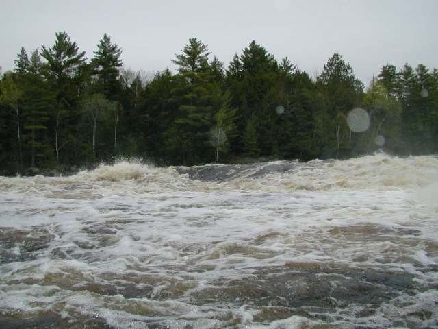 Images/Big Gordon Falls May 13 2000 3.jpg